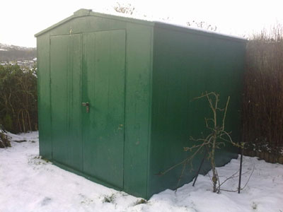 metal garden sheds in winter