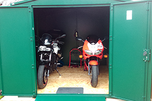 Gladiator Cycle Store With Electrics
