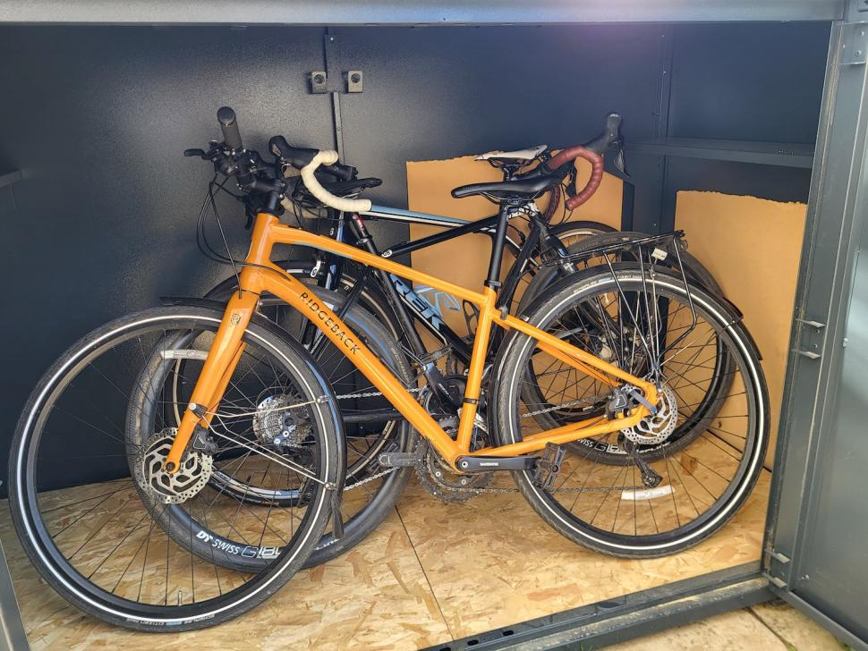 Annexe Plus E shed containing 3 bikes