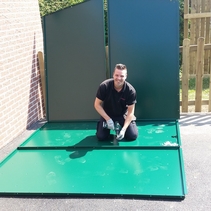 Stu putting together the sheds metal base