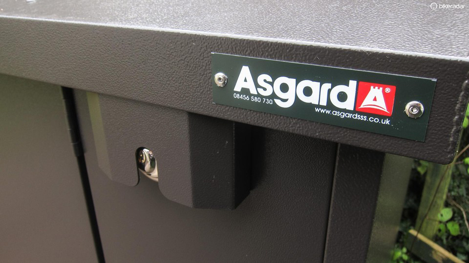 Asgard bike storage with lift up lid