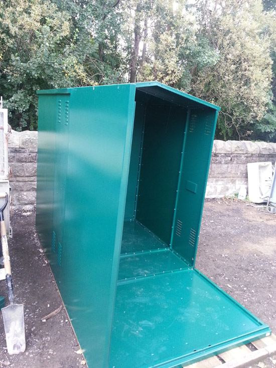 Motorcycle garage Daves review of his Asgard